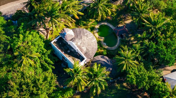 Explore the UK's Hidden Gems: Enthralling Historical Walking Tours of Industrial Revolution Towns