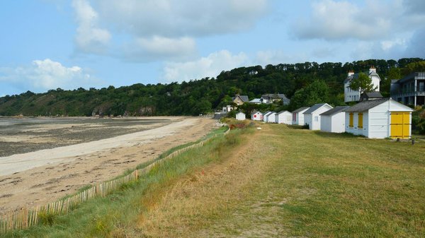Explore Scotland's Top Eco-Friendly Getaways Amidst Stunning Wilderness